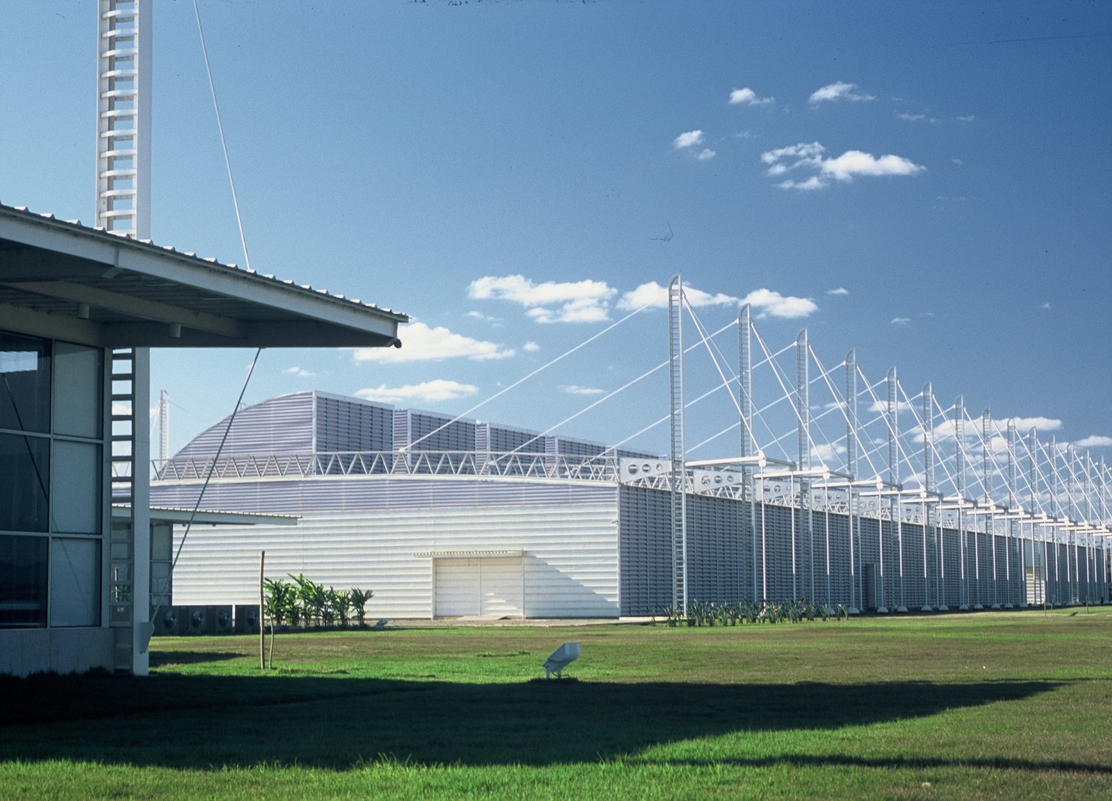 Estrutura industrial da fábrica da PW Brasil Têxtil